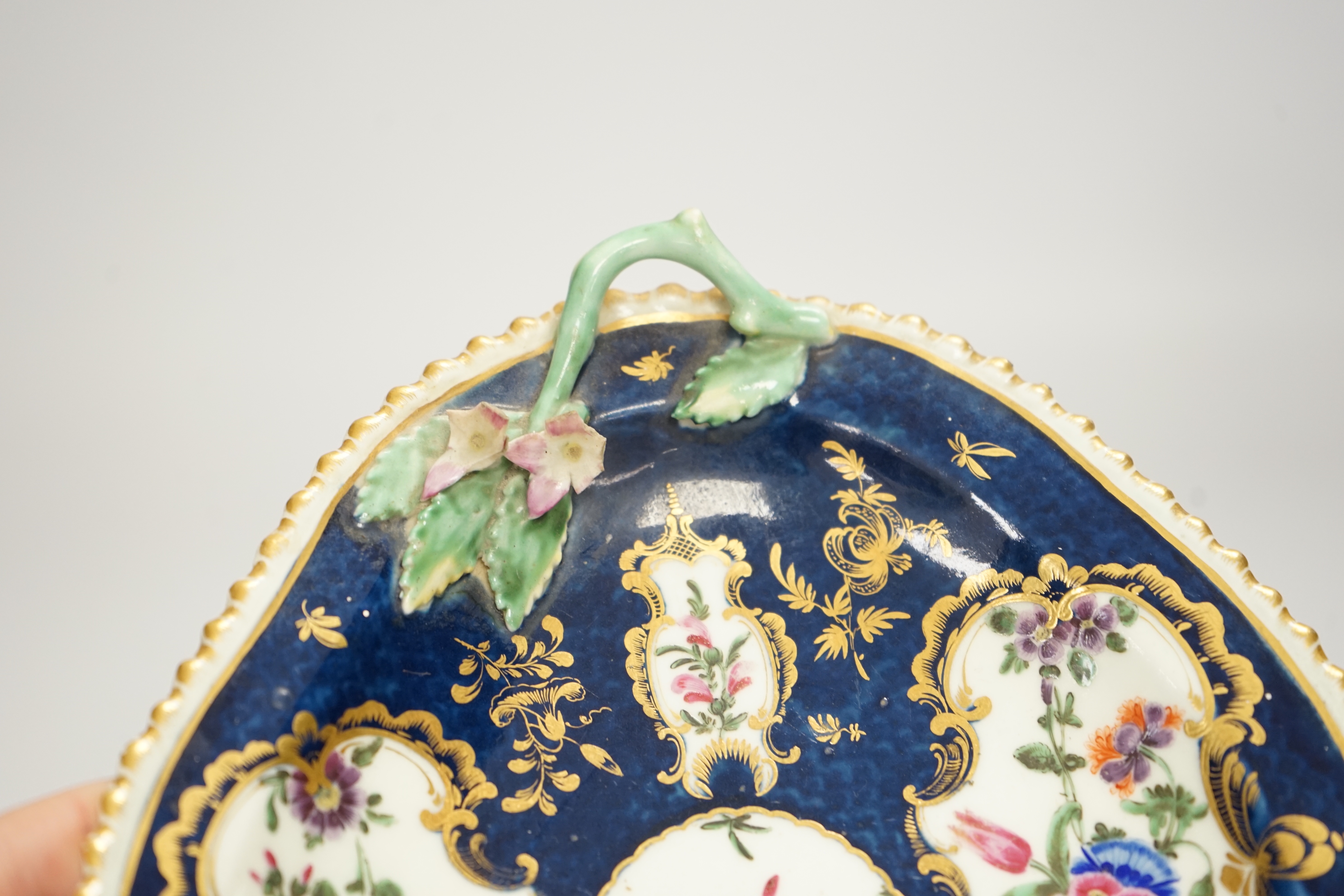 A Worcester scale blue tureen and cover on stand, c.1765-70, 21cm wide